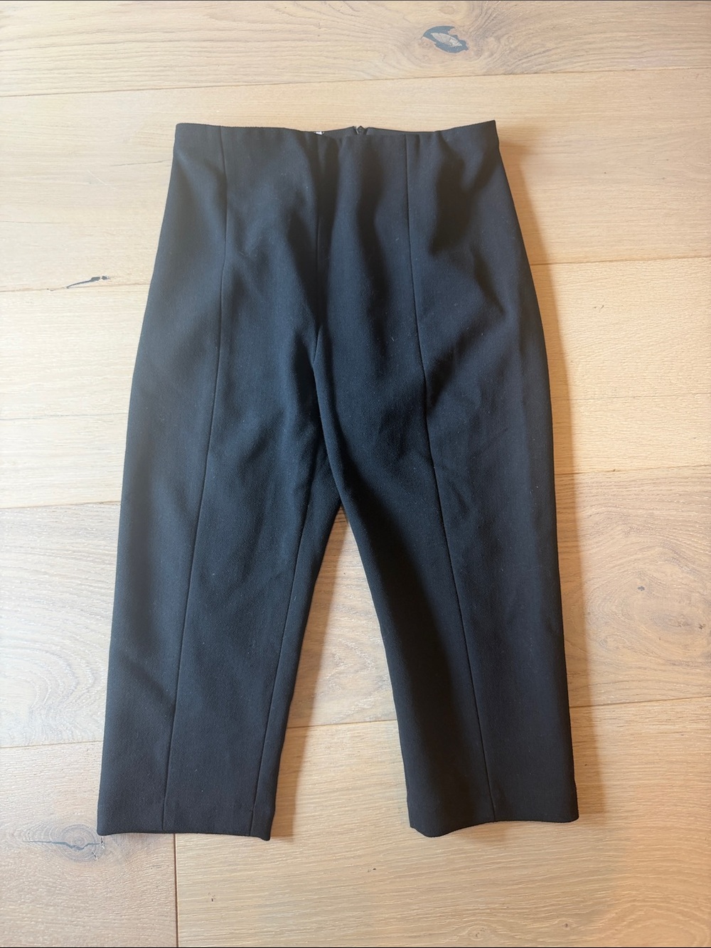 Zara Black Capris Cropped Pants